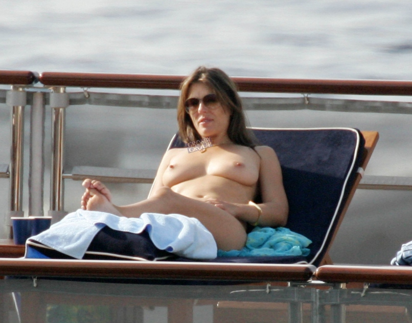 Elizabeth Hurley beleuchtete Muschi